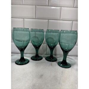Set of 4 Vintage Libbey Glass Green Goblets Juniper Teardrop Gold Trim OLA0001